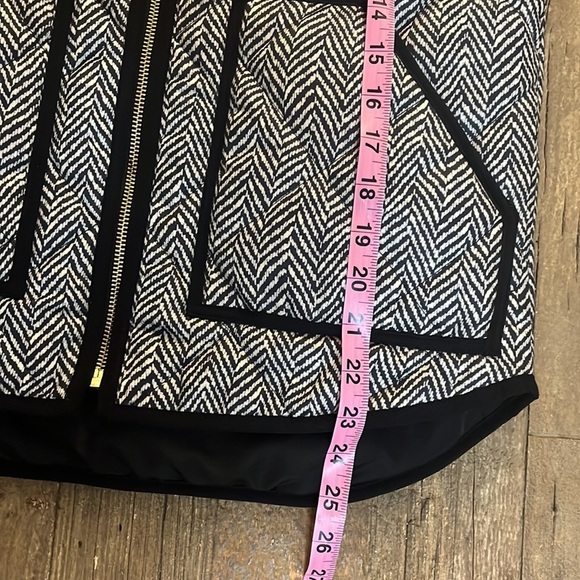 J.Crew Excursion Puffer Vest - Picture 5 of 7